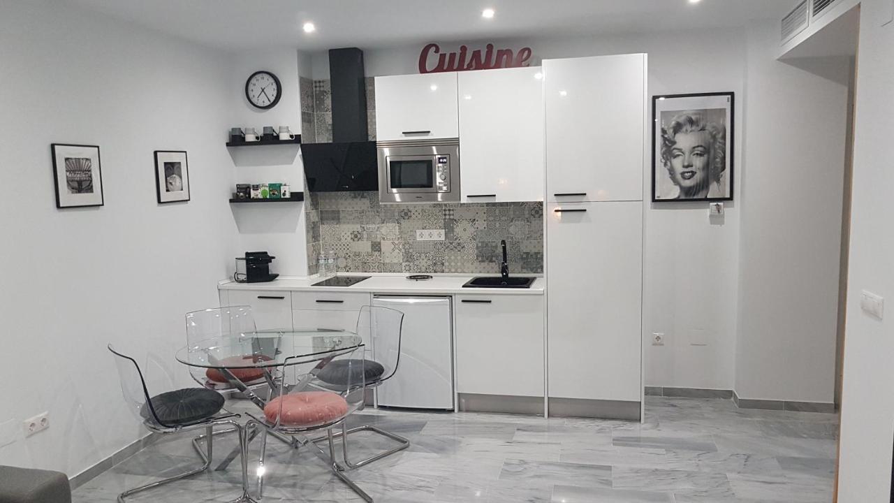 Apartmán Atocha 3 Màlaga Exteriér fotografie