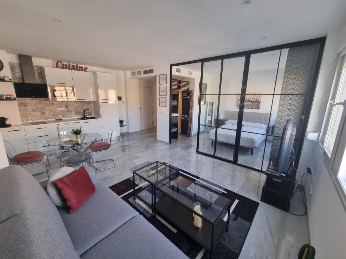 Apartmán Atocha 3 Màlaga Exteriér fotografie