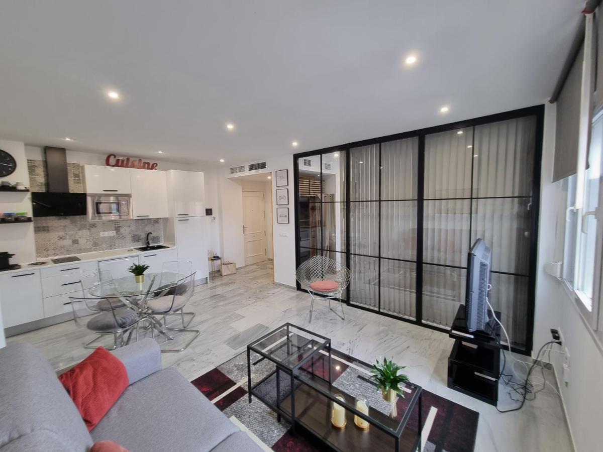 Apartmán Atocha 3 Màlaga Exteriér fotografie